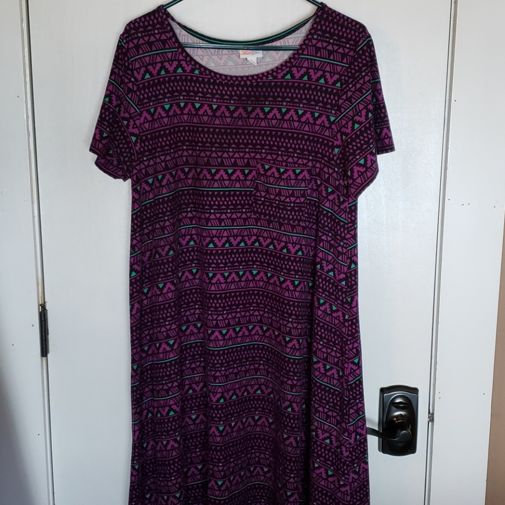 Carly (Lularoe)